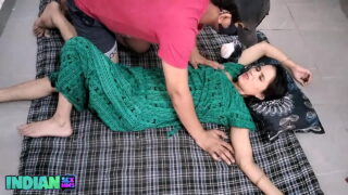 Amateur Indian Sister Gets her Beautiful Pussy Drilled Deep Inside Video