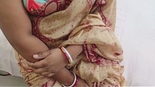 Horny big cocked indian guy fucked his tiny pussy sister in law in the empty house Video