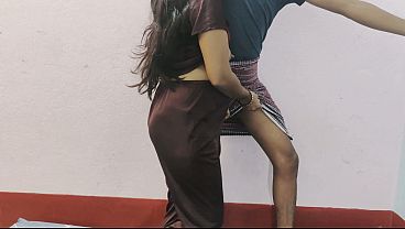 Moti Aurat Ka Sex - Chubby Desi Bhabhi, Huge Dick Video